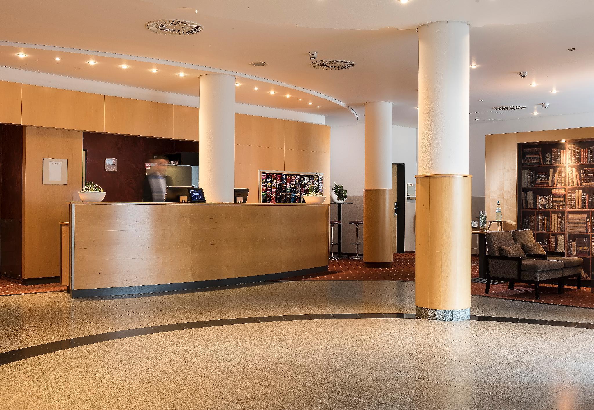 Ibis Styles Berlin Treptow Hotel Buitenkant foto